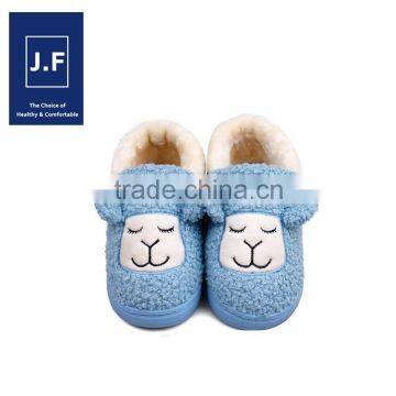 2015Hot Sale Indoor Warm Cotton Machine Embroidery Slipper for Kids