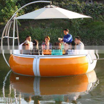 Electric small Yacht