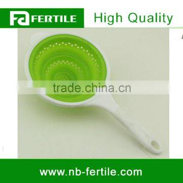 WFZ TV001138 Green Color Food Colander Collapsible Silicone Kitchen Sink Strainer with Handle
