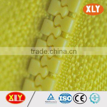 Hot Sale Big Teeth Zipper , Ykk Color Plastic Zipper photo-3