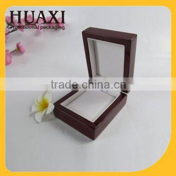 luxury custom wooden jewelry gift box pandent box                        
                                                                                Supplier's Choice