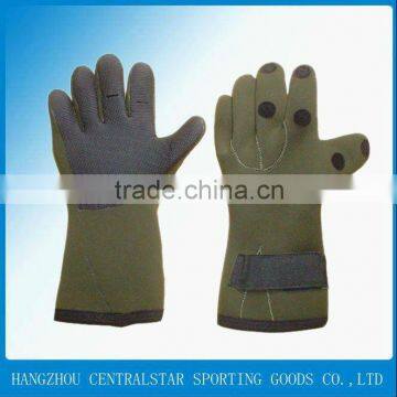 2013New Waterproof Warm Folded 3-finger Fishing Gloves 67846