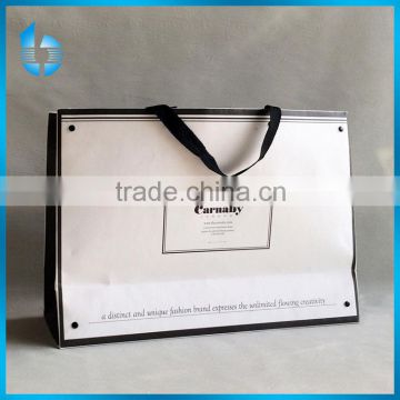 Recyclable white paper shopping bag with handles