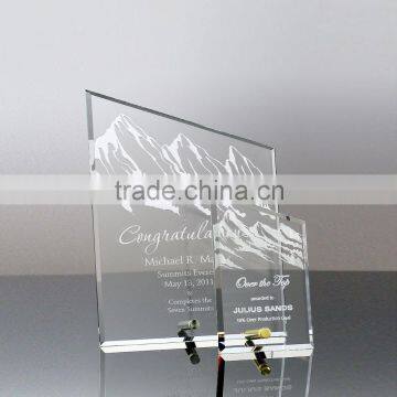 New metal stand design pinnacle glass award plaque for adventure prize