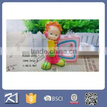 home decoration gift item resin girl with toothbrush holder