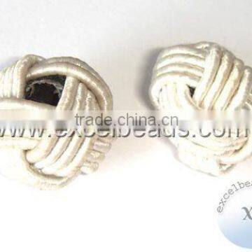Knotted Beads White