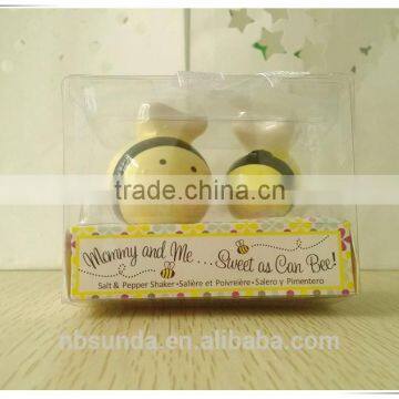 kitchen direction bee wholesale Salt and pepper shakers