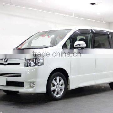 USED VANS - TOYOTA VOXY (RHD 819745 GASOLINE)