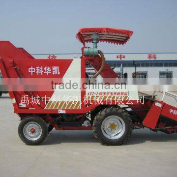 new type self-propelled corn combine harvester