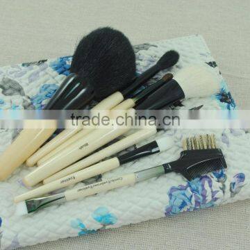 Soft hair makeup brushes New design for delicate skin