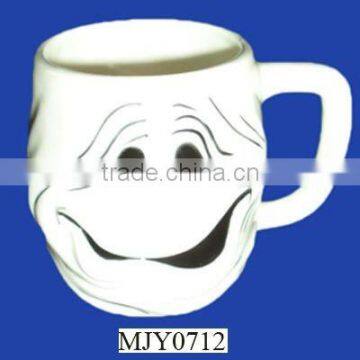 ceramic SCARY GHOST HALLOWEEN MUG