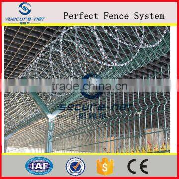 PVC coated airport fence, Y- shape post with razor wire on the top (ISO9001:2000Certificated)