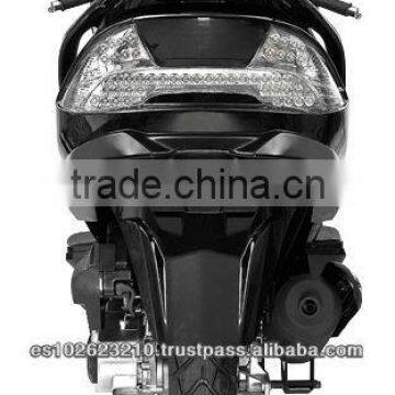 SCOOTER GOES BRAND photo-3