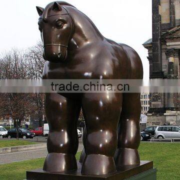 Bronze Modern Abstract Fernando Botero Sculpture Fat Hand Sculpture for Garden Decoration photo-3