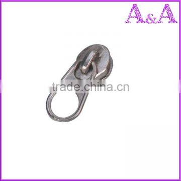 wholesale electroplate N/L nylon zipper slider with beautiful puller for different style