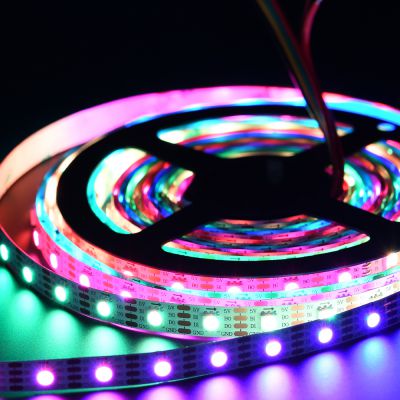 DC5V WS2813 4Pin Dual Signal Wire Individually Dream color Addressable RGB LC8813 LED Stripe Light