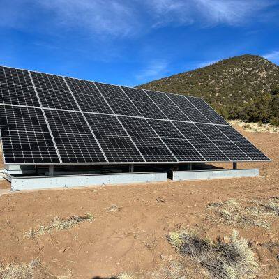 Solar System includes solar panels and battery sets for industry use and home use