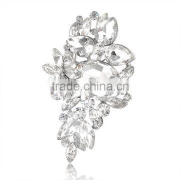 Eye-catching white gold plated wedding decoration brooch jewelry