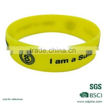 wrist support custom embossed silicone plastic wrist band