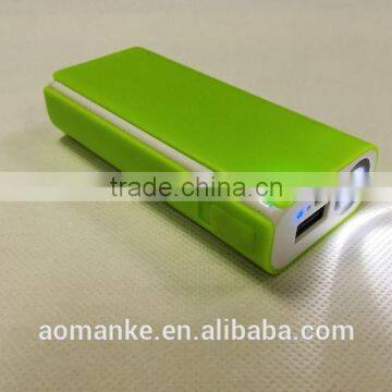 AK-03 5200mah Mobile Power Bank with LCD Digital Display and LED Flashlight for iPhone, iPad, Samsung, Nokia, HTC etc.