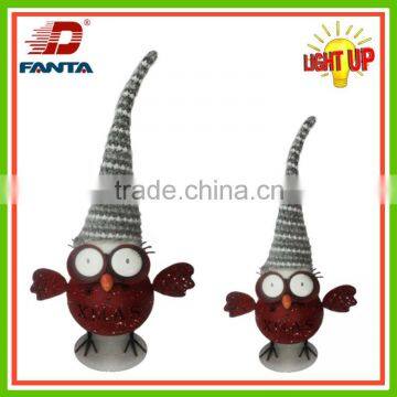 Hot selling nice cutie metal Christmas owl with cloth hat with LED light for decor with two sizes