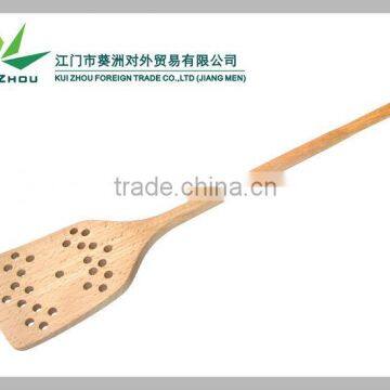 Wooden slotted turner