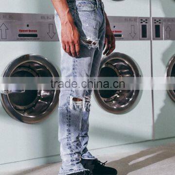 2017 Summer Latest Design Cool Mid Waist Straight Leg Grinding Holes Denim Jeans for Men photo-4