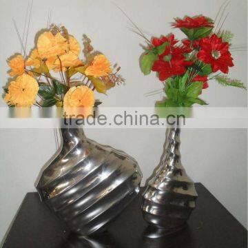 Interior Decoration Aluminium Flower Vases Hand Crafted