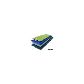 Self-inflating mattress