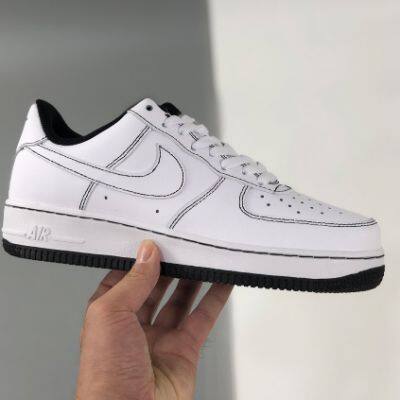 Nike Air Force 1’07