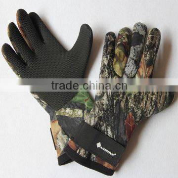 Camo Neoprene Hunting Gloves