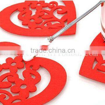 Attractive red heart-shaped felt coasters