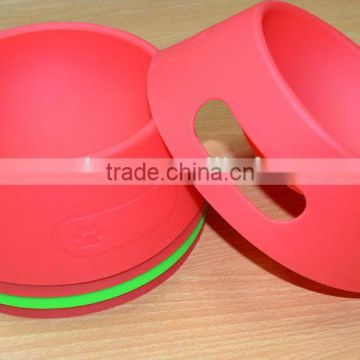 Portable and unbreakable folding silicone dog bowl