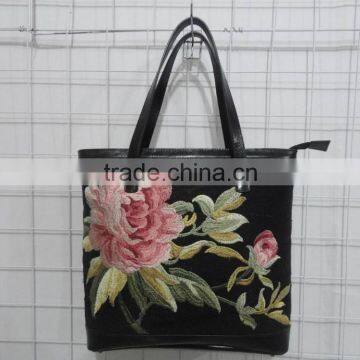 Gone With the Wind , Rose Embroidery Lady Fashion Bag photo-4