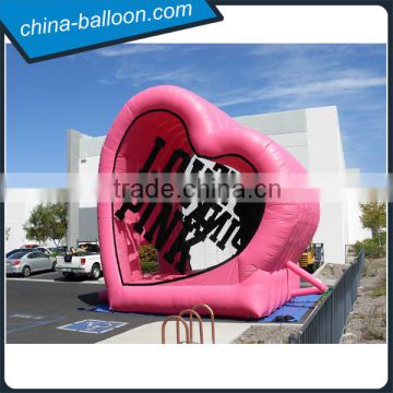 Lovely And Attractive Inflatable Pink Heart Model