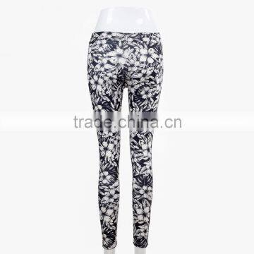 F5W30062 Monochrome Floral Printed Leggings Women Sportwear Pants photo-4