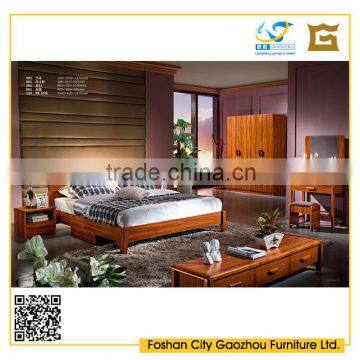 Solid Wood Bedroom Furniture in Bedroom Sets
