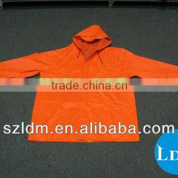 New Design Polyester Rain Suit for Working