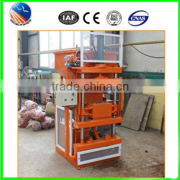 2014 Hot Sell Interlocking Soil Brick Machine