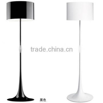 Hot Sale Popular Classic Simple Creative Indoor Decorative Black / White Metal Aluminum Modern Floor Lamp Floor Light