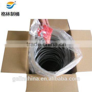 Locking ring for metal pail