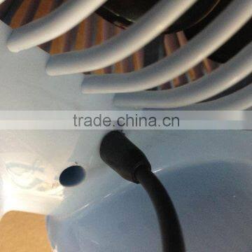 10 Inch Mini USB Desk Fan With Strong Wine for Travel and Gift Wholesale China photo-2