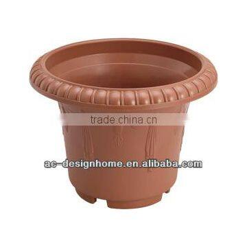 ROUND PLASTIC PLANTER