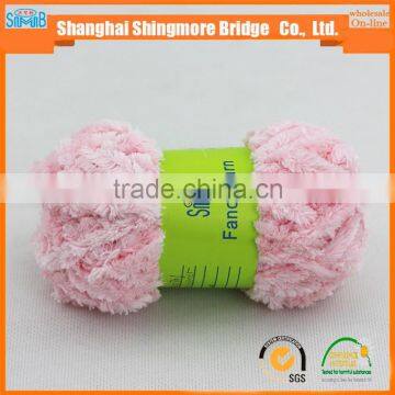 China Fancy Yarn Supplier Wholesale Chenille Yarn for Knitting Scarf With Cheap Price photo-4