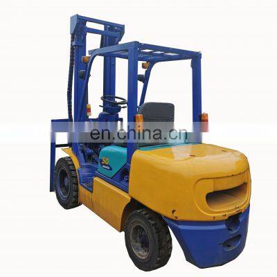 Secondhand Japanese diesel forklift , mini used komatsu 3 ton lifting machine for sale in Hefei