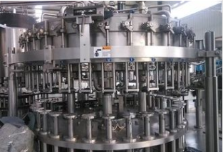 Auto Bottled Filling And Capping Machine