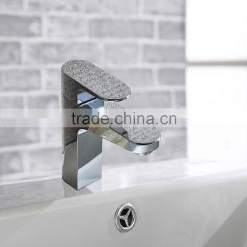 Deck Mounted Solid Brass Hot and Cold Basin Faucet BNF020