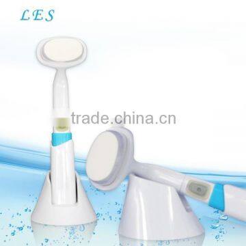 Electronic Facial Brush With 20000rpm Sonic Vibration Soft Brush photo-2