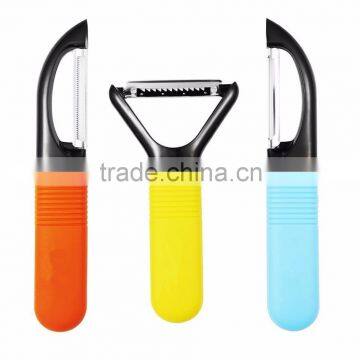Silicone Handel 3-piece multipurpose peeler with Straight, Serrated, Julienne Blades