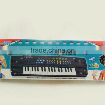 toy electronic keyboard with microphone